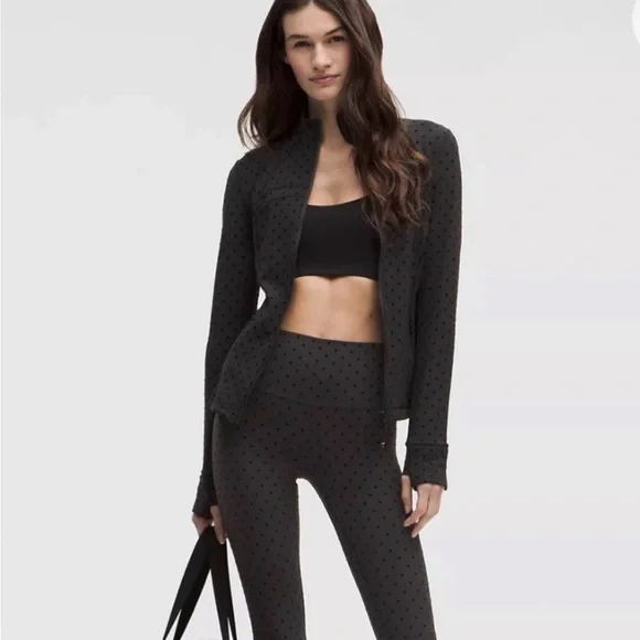 LULULEMON Flocked Define Cropped Jacket with Polka Dots - Picture 2 of 10